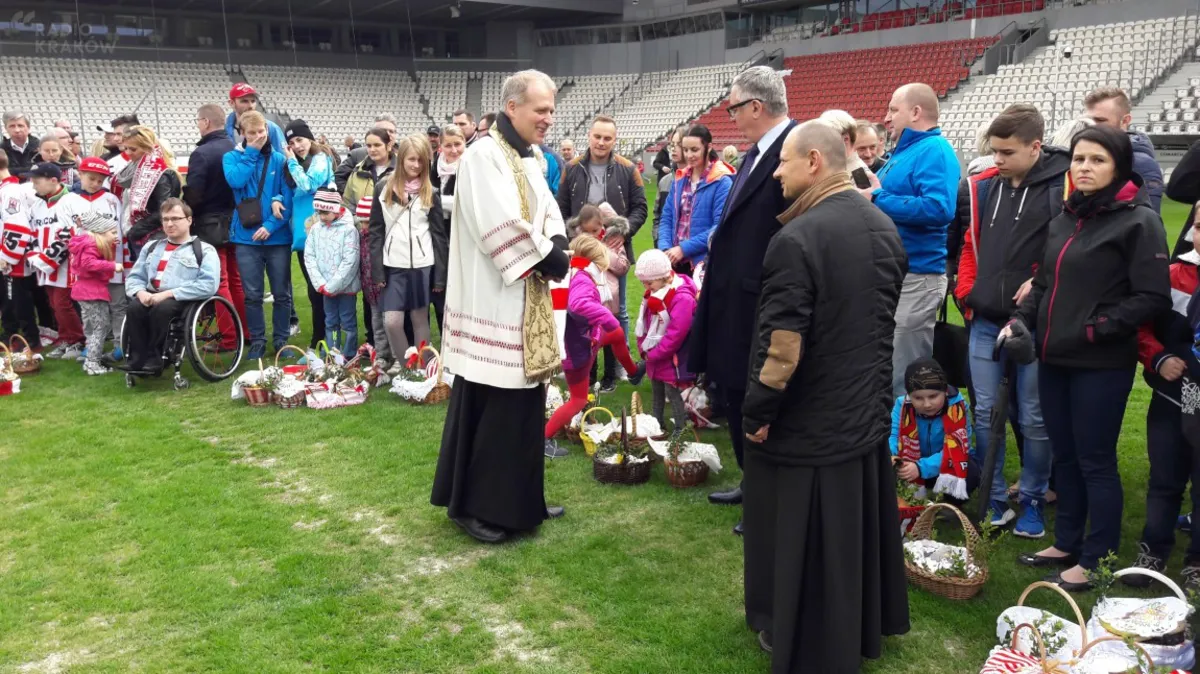 Święconka na stadionie Cracovii