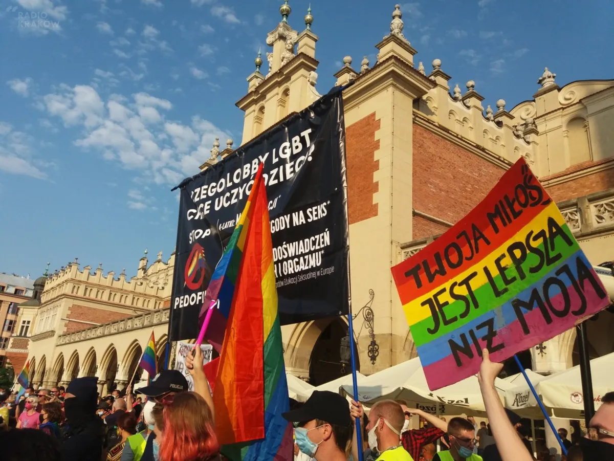 Na Rynku Głównym "Marsz Równości" i kontrmanifestacje
