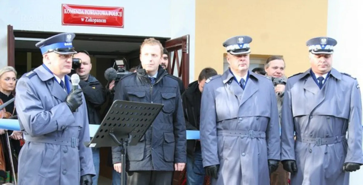 Zakopane: Policjanci mają wyremontowany komisariat ZDJĘCIA