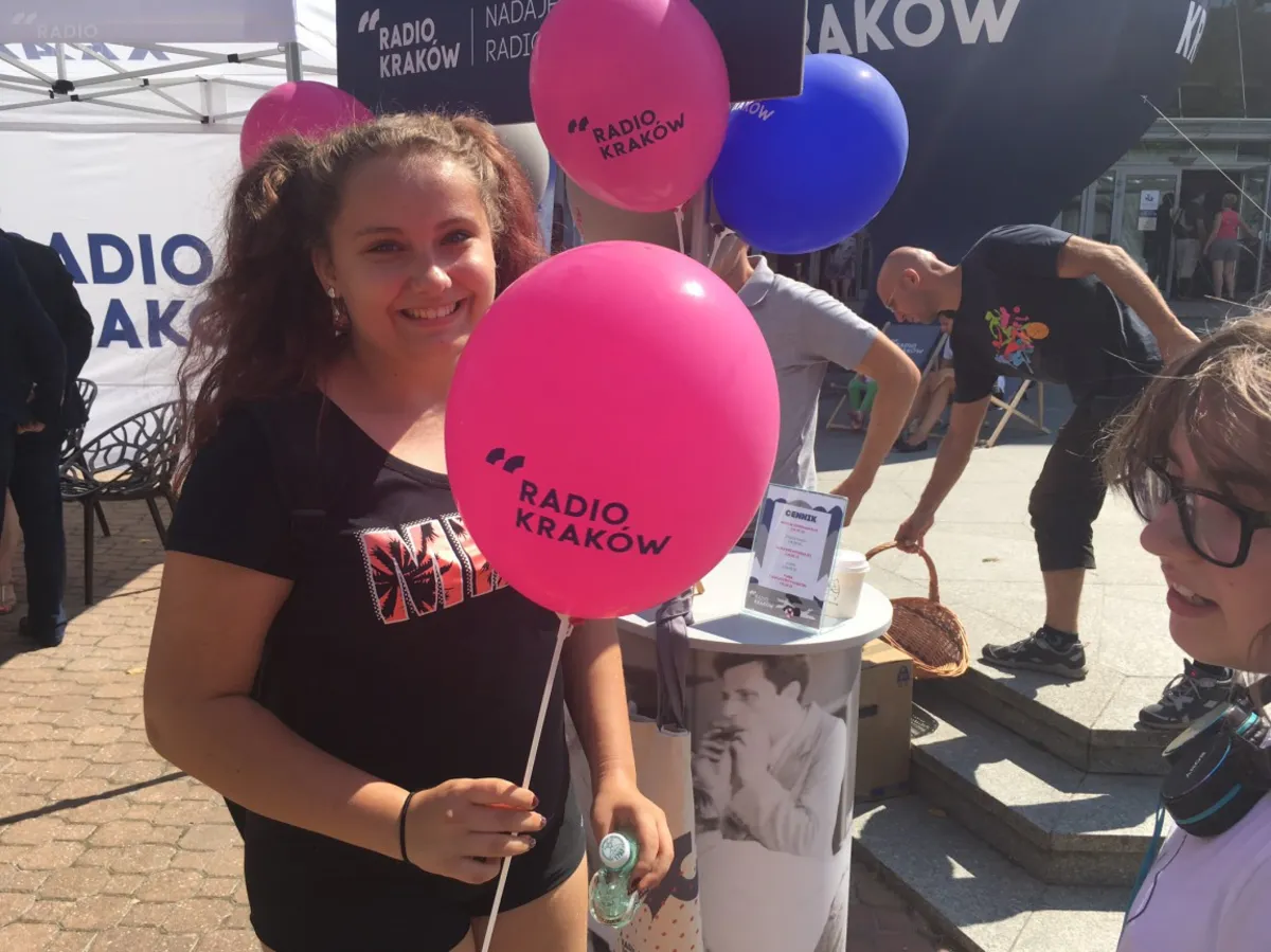 Mobilne sierpniowe studio Radia Kraków w Krynicy Zdroju