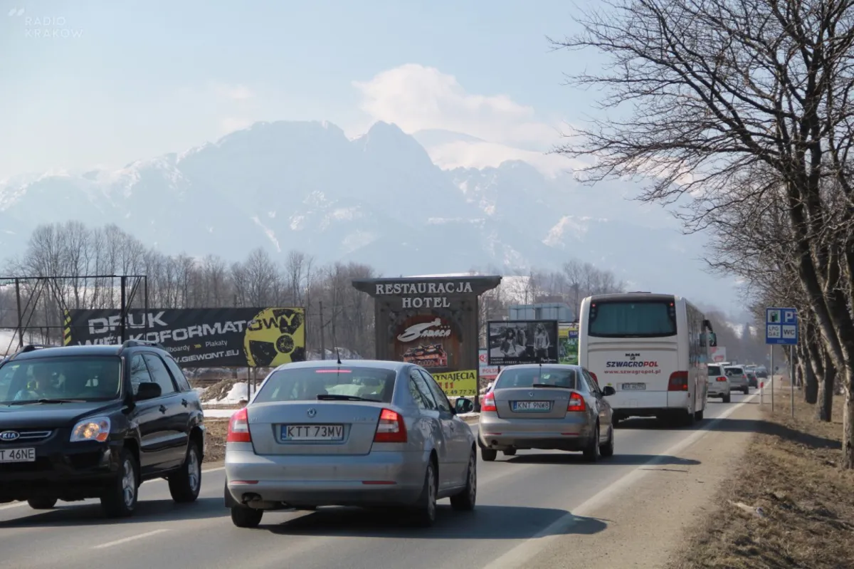 Władze Zakopanego wypowiadają wojnę nielegalnym reklamom