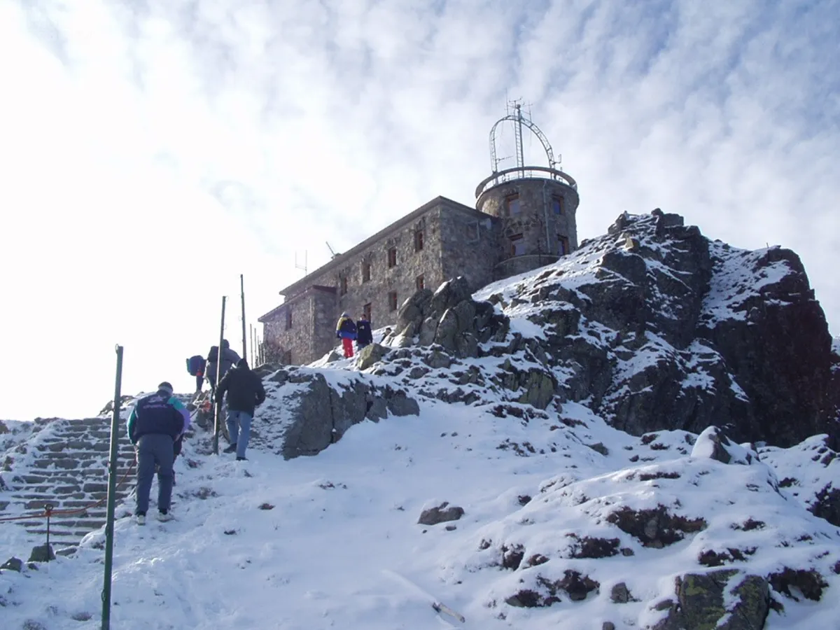 W Obserwatorium Meteorologicznym na Kasprowym Wierchu zostaną wymienione okna