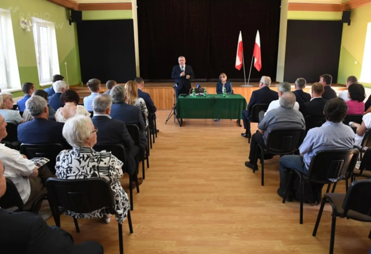 Minister Andrzej Adamczyk  w Bobowej