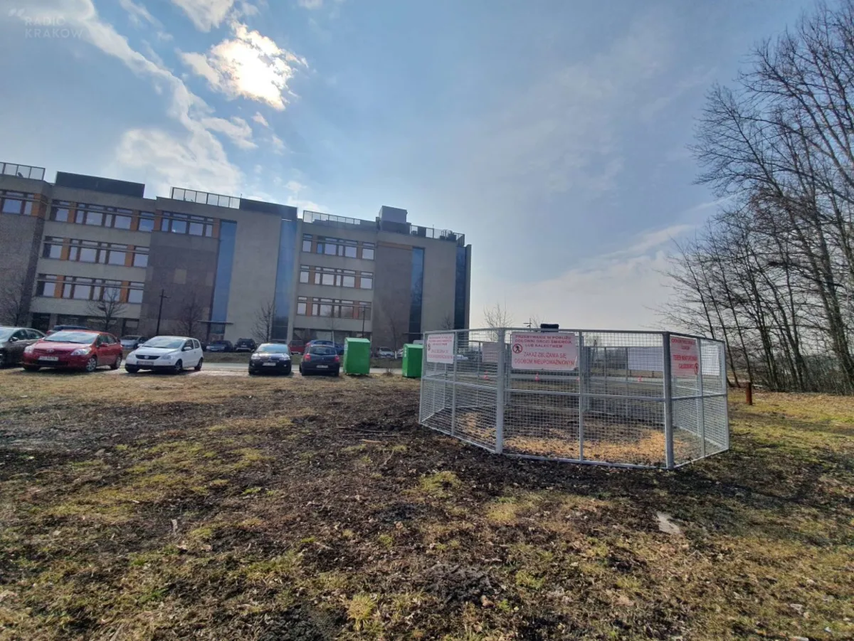 Na krakowskim Ruczaju stanęła klatka do odławiania dzików