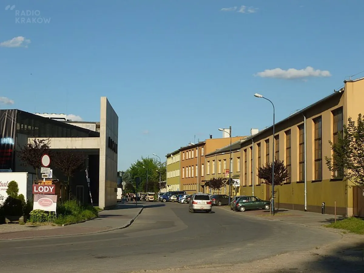 Mieszkańcy Krakowa chcą parkować na ulicy Lipowej na Zabłociu