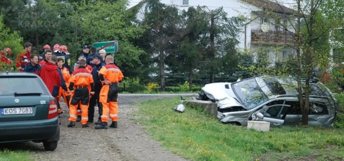 Bielany: kierowca porzucił żonę i schował się przed policją