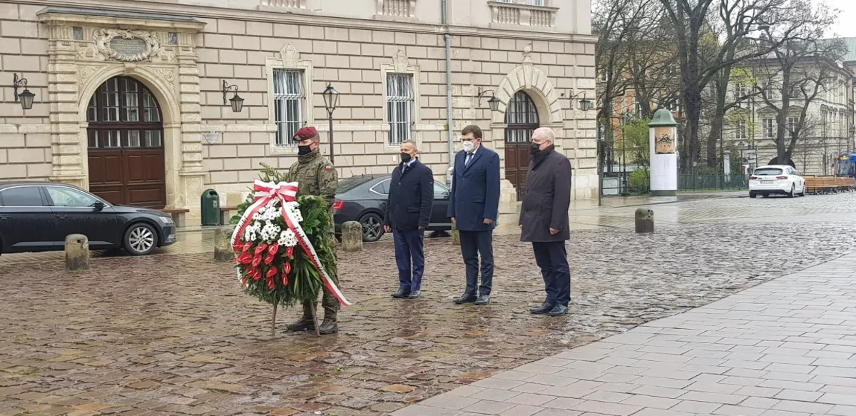 Łukasz Kmita: Zbrodnia katyńska to historia, o której możemy bez przeszkód mówić dopiero od niedawna