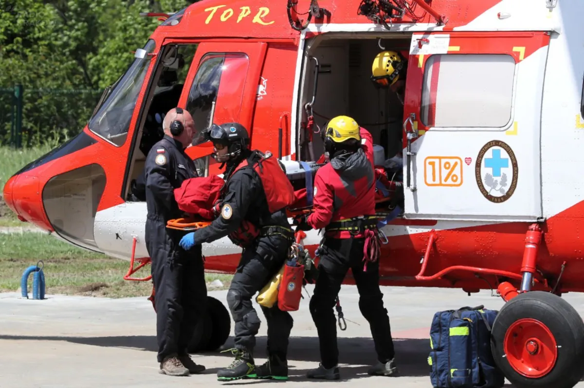Wypadek na szlaku na Rysy. Jeden z turystów nie żyje