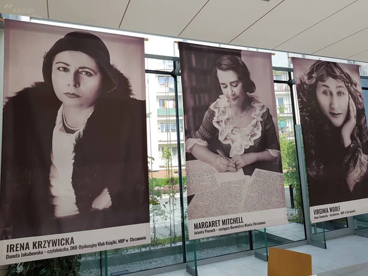 Literatura to kobieta - wystawa w chrzanowskiej bibliotece z okazji Roku Praw Kobiet