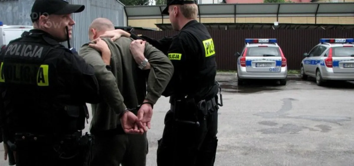 Kilkunastu pseudokibiców w rękach małopolskiej policji