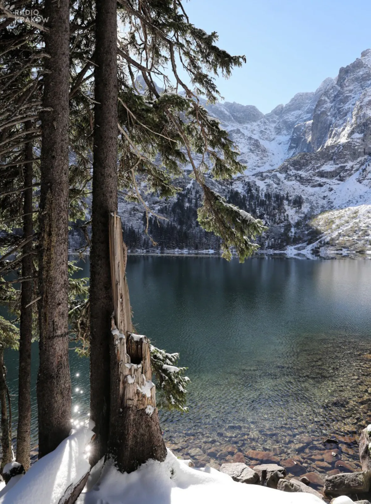 Jesienny poranek nad Morskim Okiem