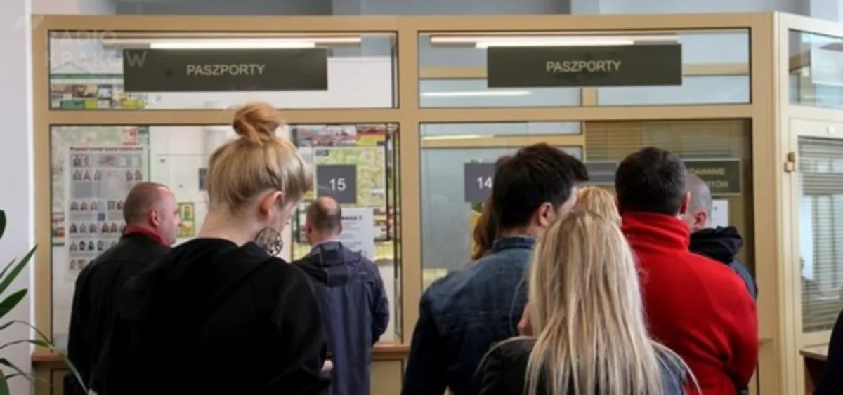 Małopolanie wyrabiają paszporty na ostatnią chwilę