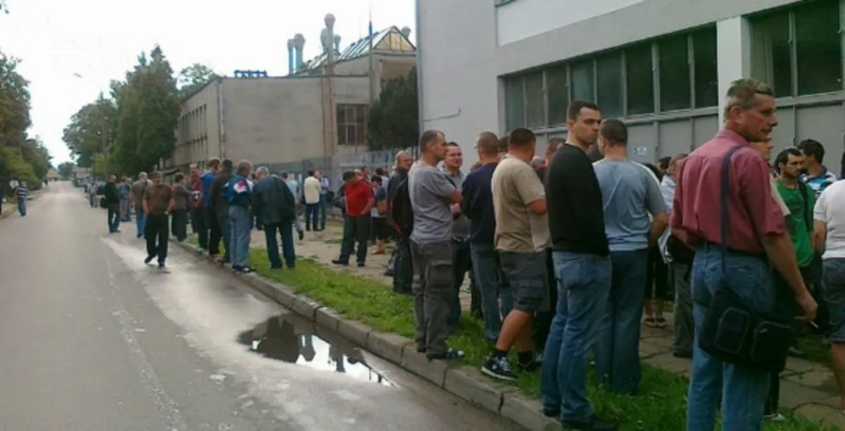 Pracownicy Fabryki Maszyn "Tarnów"  nie wpuszczeni do pracy