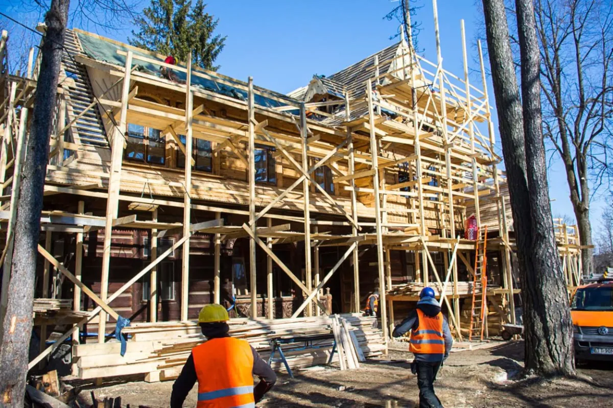 Trwają prace modernizacyjne przy Willi Koliba w Zakopanem