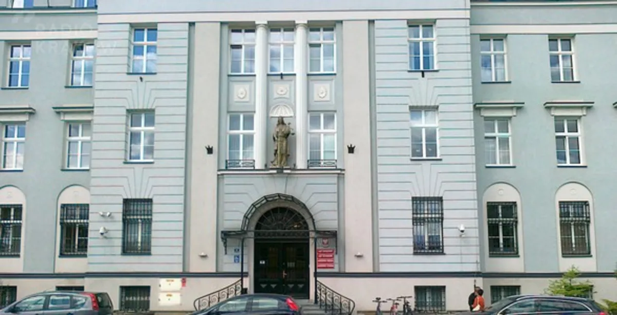 Znany bokser zapłaci karę za znieważenie strażnika