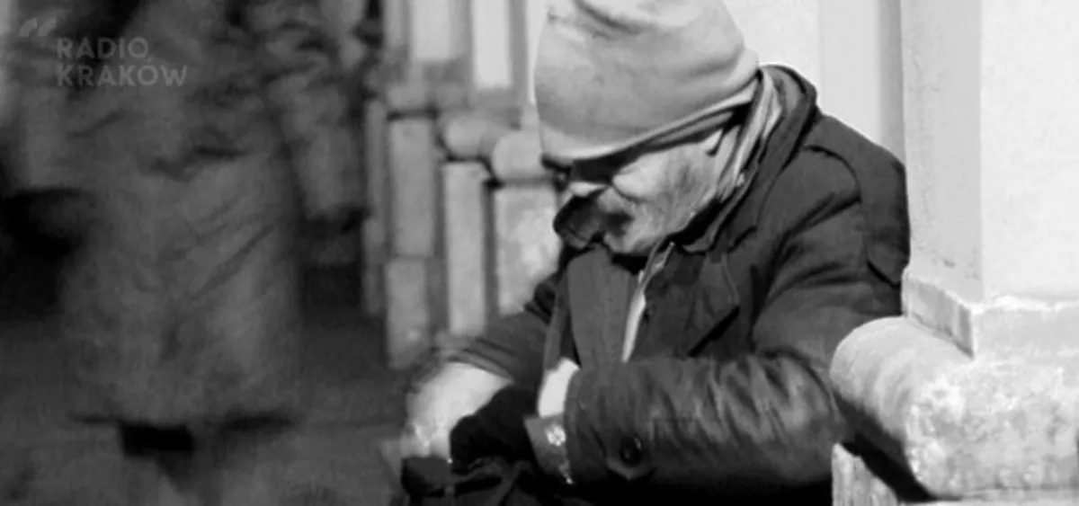 Kraków: 61-latek trzy tygodnie koczował na ulicy