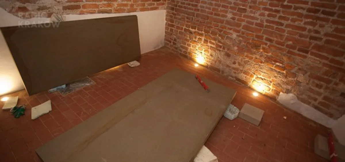 Kraków: Ostatnie przygotowania do pogrzebu Mrożka
