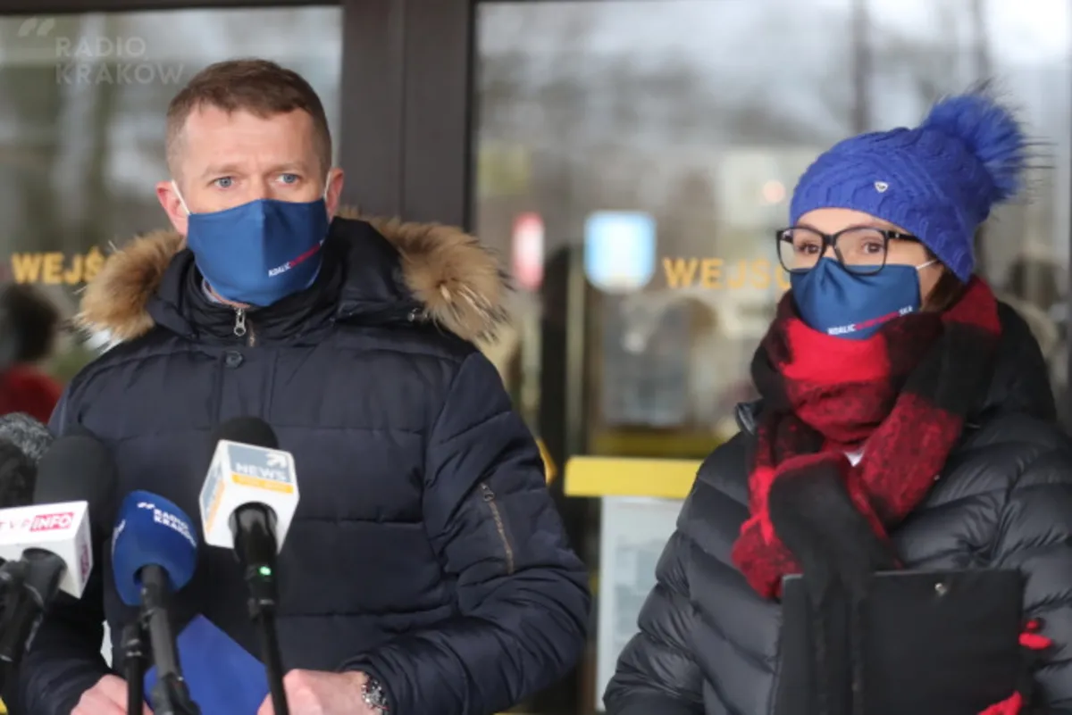 Ireneusz Raś i Jagna Marczułaitis-Walczak o wchodzących w życie obostrzeniach 