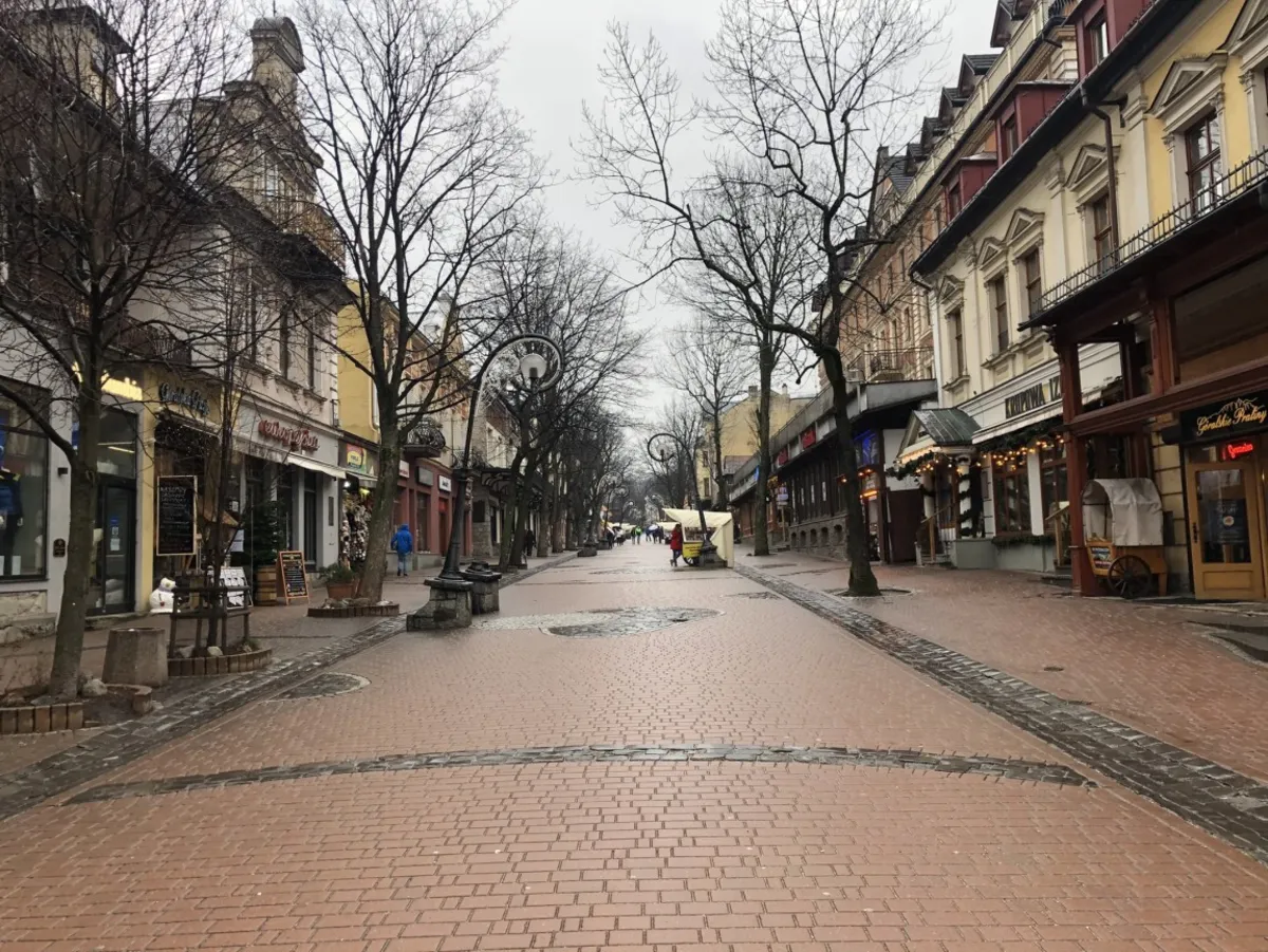 Jak wygląda kwarantanna na Podhalu? Turystów jak na lekarstwo