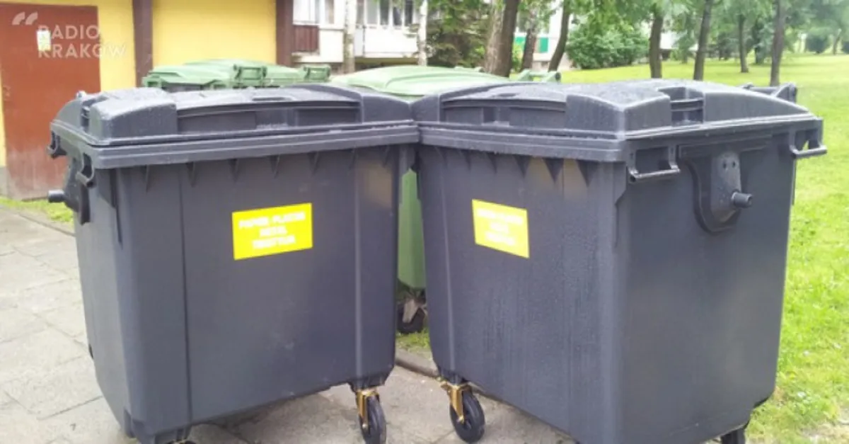 Kraków jako jedyne miasto w Polsce ma system kontroli segregacji opadów. MPO: "Nalotów nie ma"