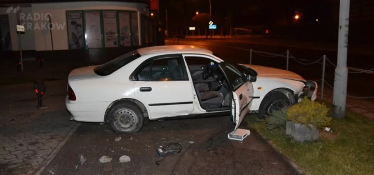 Nocny pościg za pijanym kierowcą w Tarnowie. <b>ZDJĘCIA</b>