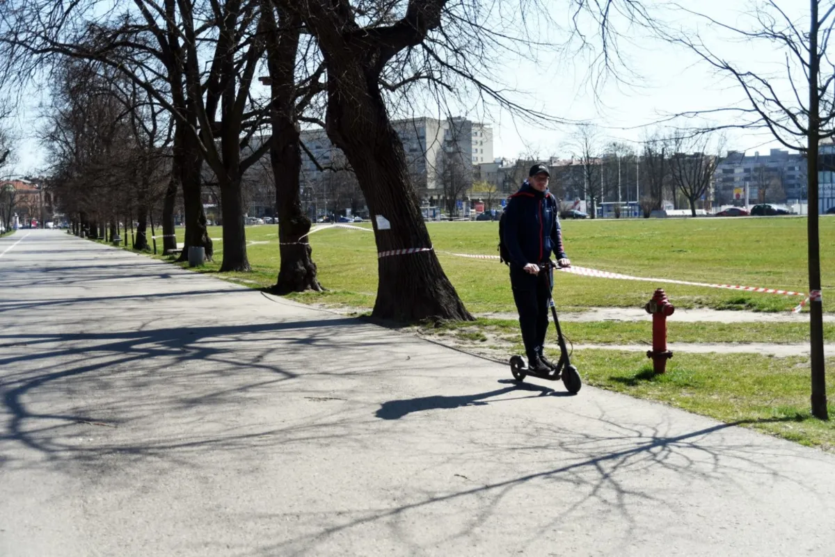 Kolejny dzień walki z pandemią w Krakowie