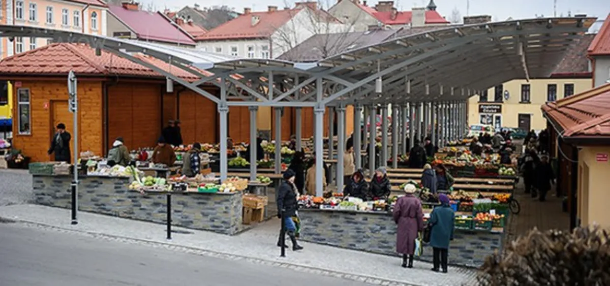 Tarnów: będą podesty dla handlujących na Burku