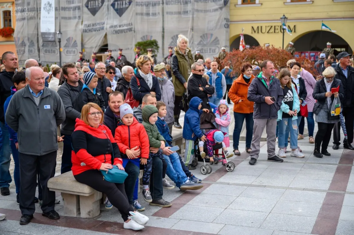 Defilada wojskowa w Tarnowie z okazji 100 rocznicy utworzenia w tym mieście V Pułku Strzelców Konnych
