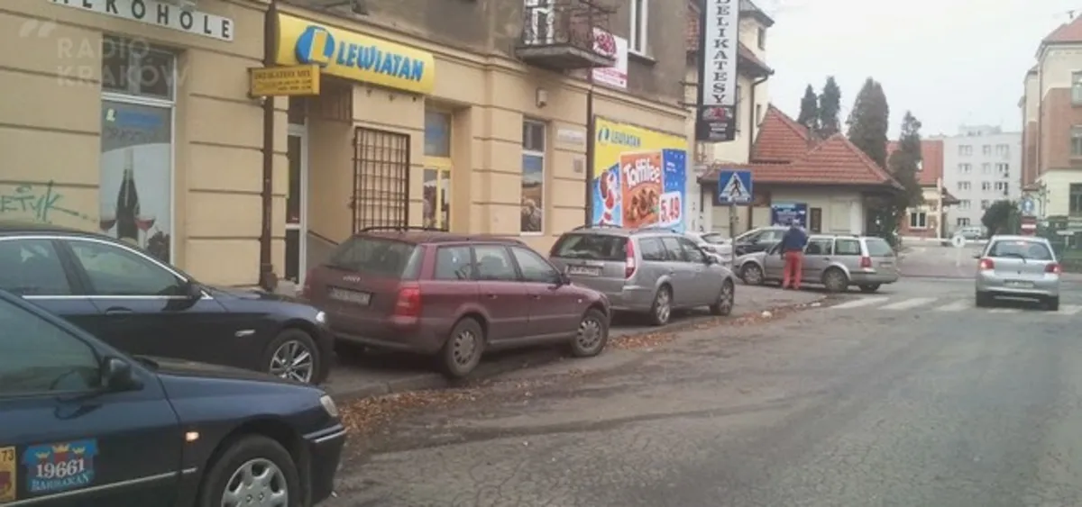 Zarzuty pobicia ze skutkiem śmiertelnym dla trzech ochroniarzy