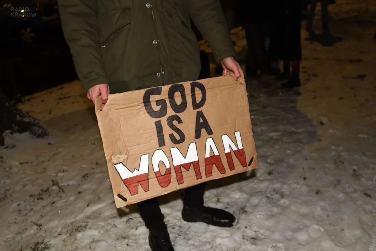 Protest w Krakowie po opublikowaniu uzasadnieniu wyroku TK w sprawie aborcji