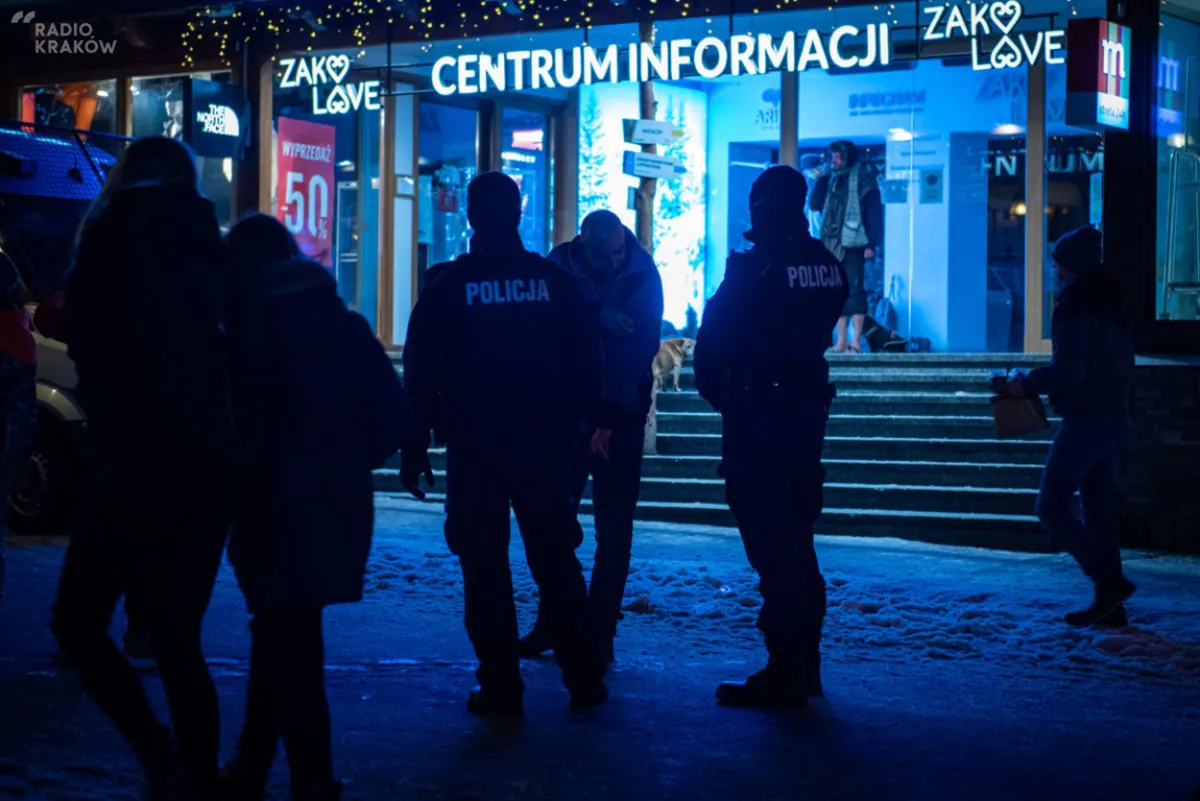 Sobotnia noc na Krupówkach