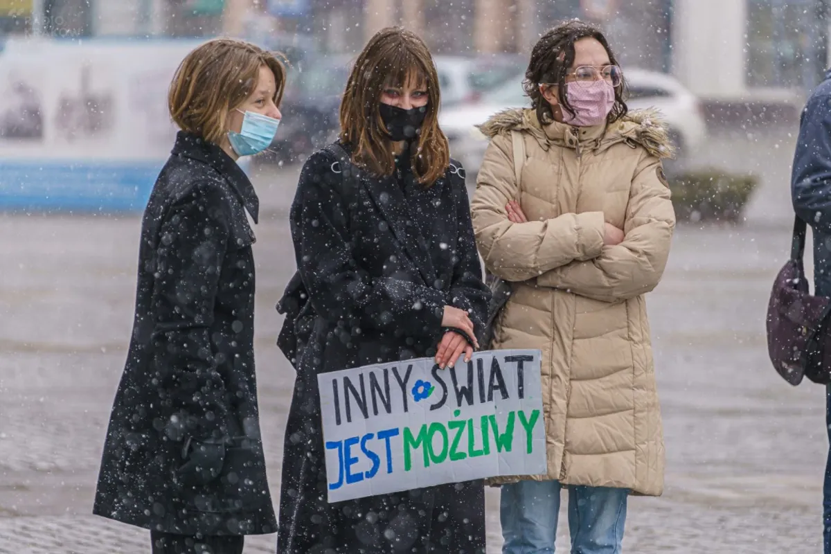 Nowy Sącz. Happening Młodzieżowego Strajku Klimatycznego