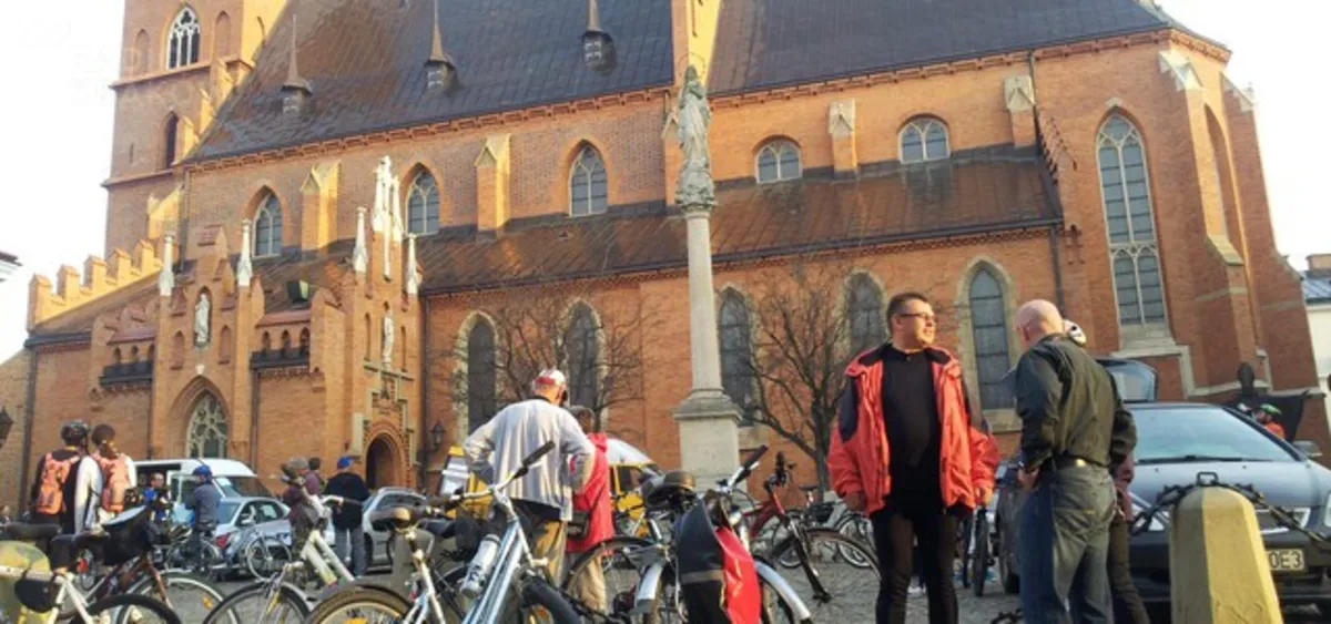 17 pielgrzymka rowerowa wyruszyła z Tarnowa. ZDJĘCIA