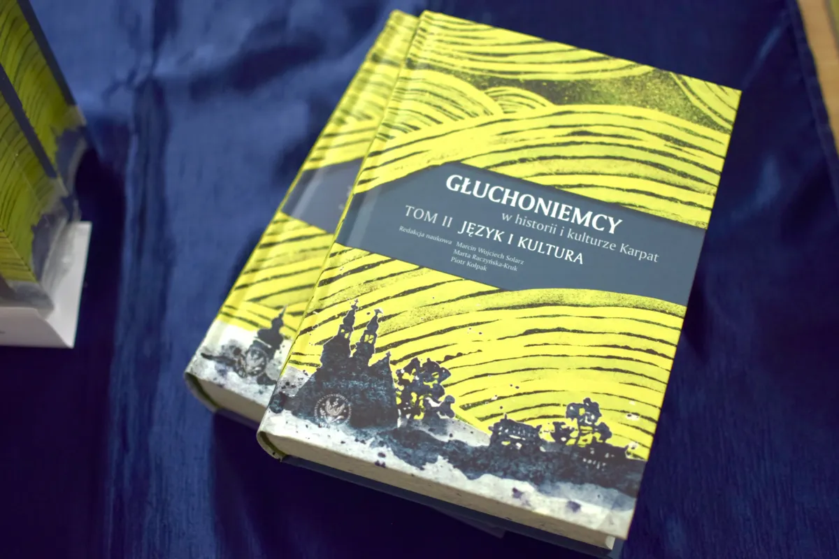 Okładka książki "Głuchoniemcy..."