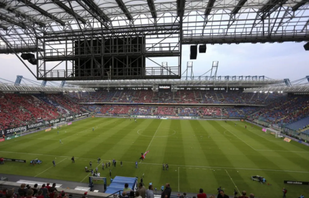 Krakowscy radni o długach Wisły i zmianie funkcjonalności stadionu