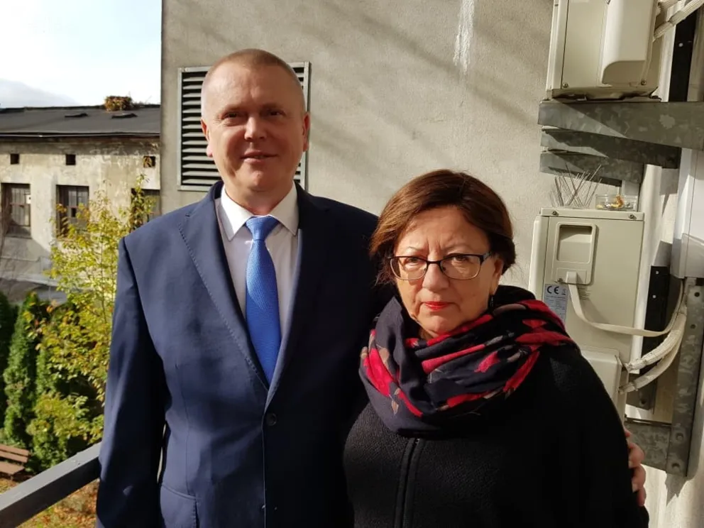 Ile pielęgniarek trzeba zatrudnić, żeby zabezpieczyć pacjentów?