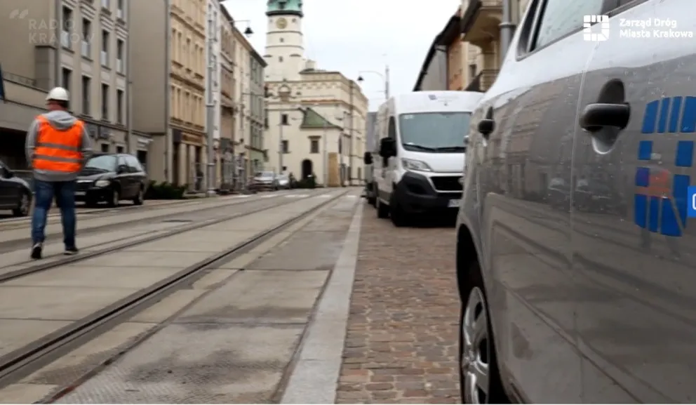 Janina Pokrywa: Podczas odbiorów ulicy Krakowskiej wychodzą usterki, na przykład nierówności nawierzchni