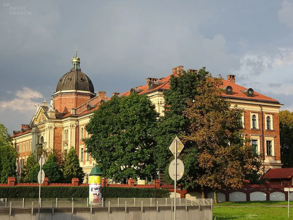 Jaka jest kondycja szkół wyższych w czasach wychodzenia z pandemii COVID'19?