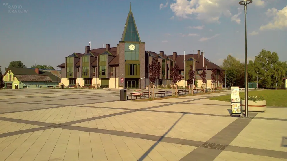 Zabierzów będzie kolejną gminą z zakazem palenia węglem i drewnem?