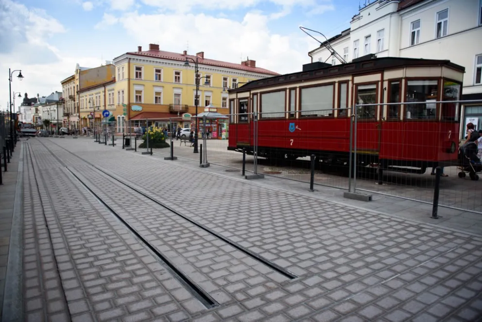 Tarnów: Część ulicy Krakowskiej ma już nową kostkę