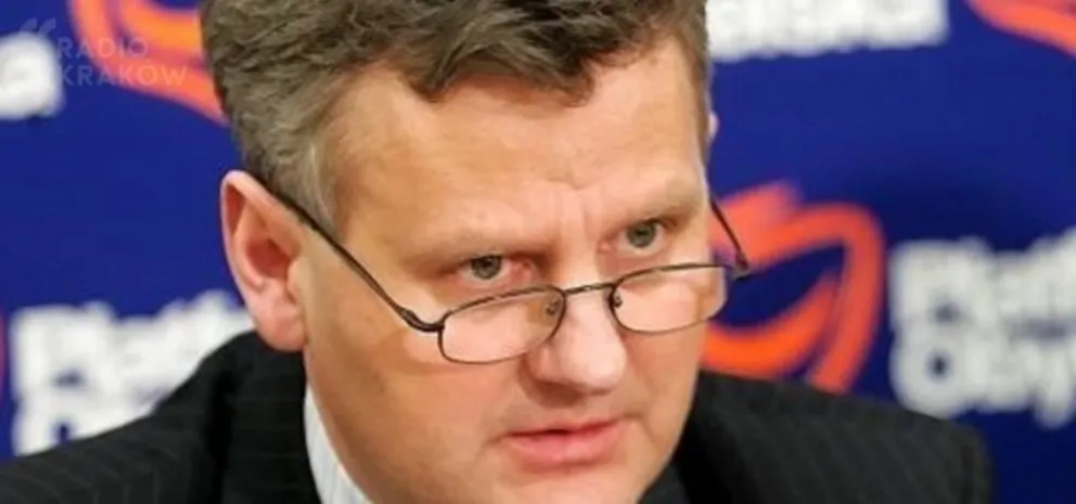 A. Grad zrezygnował z członkostwa w radzie nadzorczej Tauronu