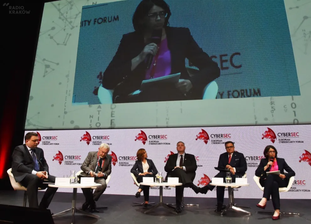 CYBERSEC 2016: cyberprzestrzeń szansą dla gospodarki i społeczeństwa