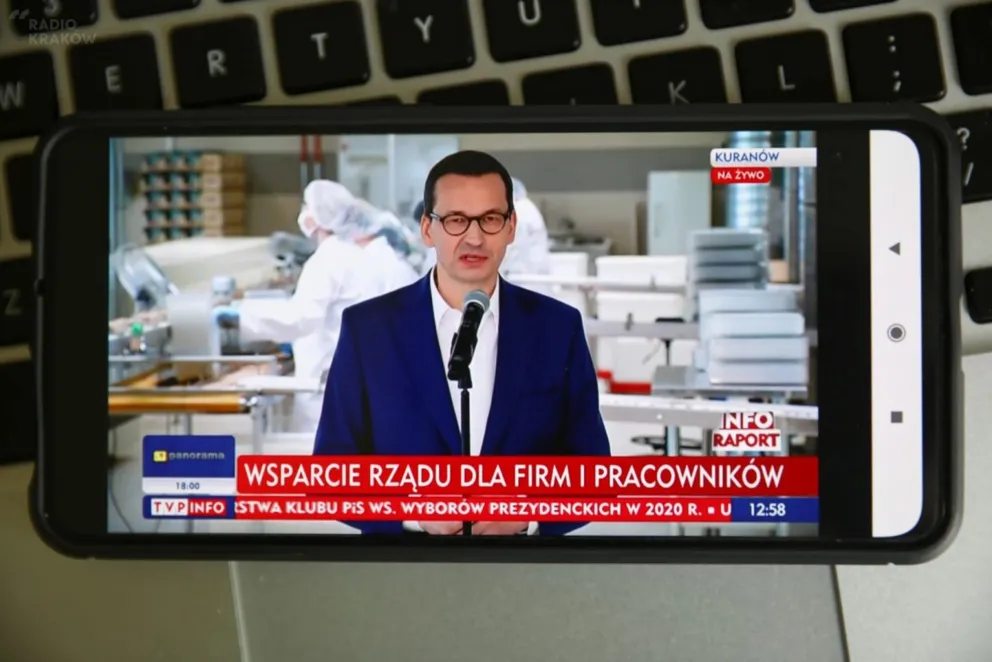 Premier zapowiada podniesienie zasiłku dla bezrobotnych i dodatkowe wsparcie dla tracących pracę