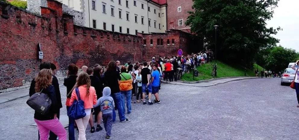 Kulturalne kolejki do muzeów
