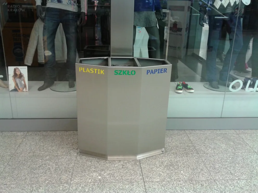 Problem ze śmieciami na Dworcu Głównym