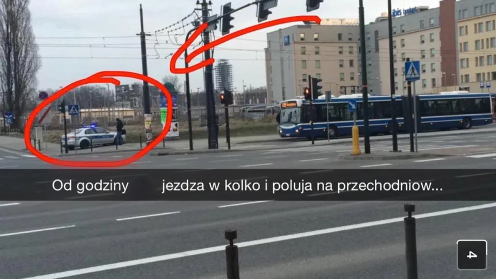 Patrol policji, który cały dzień polował... na przechodniów