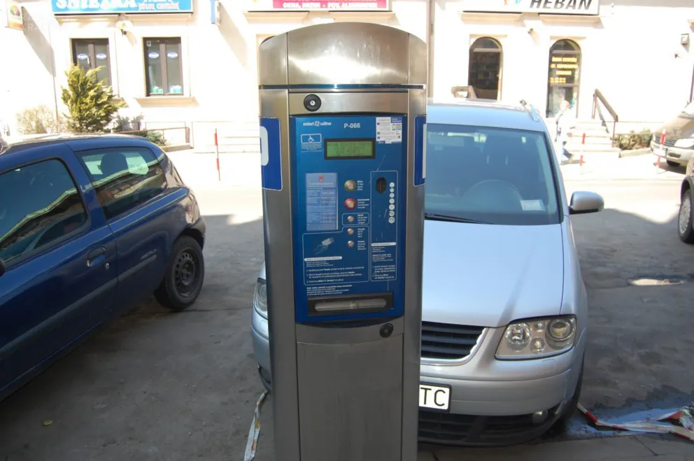 "A może ZIKITowi poprzez dezinformację chodzi o zwiększenie dochodów?"