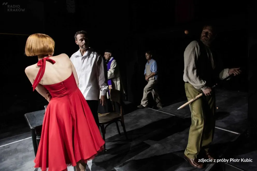 Premiera "Ci, co mnie niosą" w reż . Artura Barona Więcka w Teatrze STU