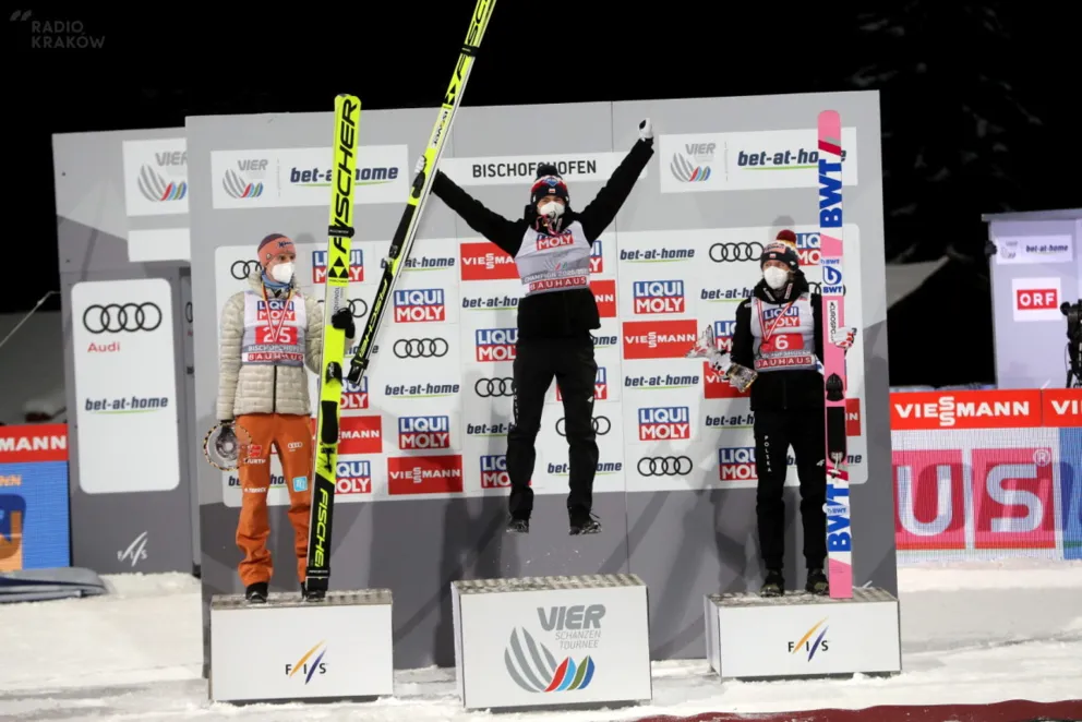 Stoch po raz trzeci zwycięzcą TCS !!!
