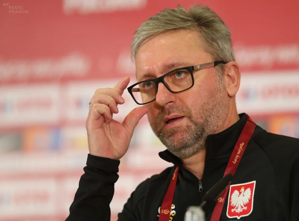 Brzęczek nie jest już trenerem kadry !!!